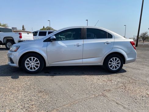 Used 2017 Chevrolet Sonic LT FWD image 3