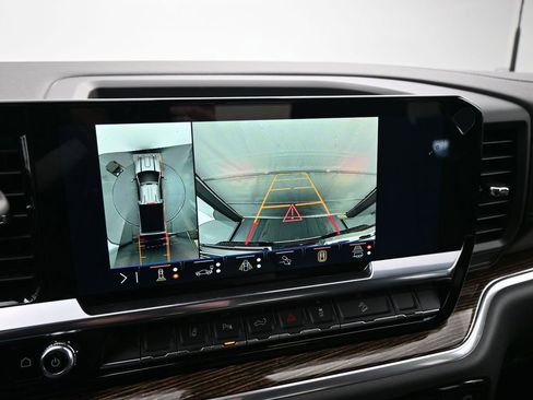 New 2026 GMC Sierra 3500 SLE w/ SLE Value Package image 15