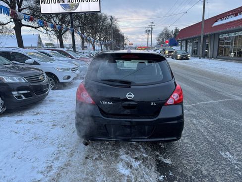 Used 2012 Nissan Versa 1.8 SL 4dr Hatchback image 6