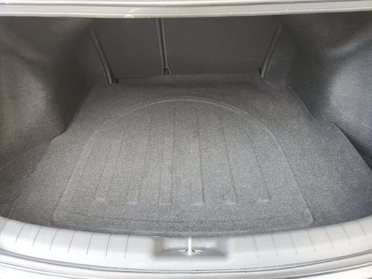 Used 2020 Hyundai Elantra SE FWD image 28