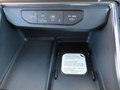 New 2026 Kia Carnival EX image 11