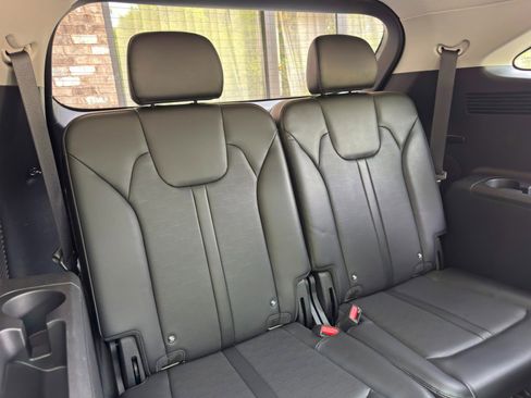 Used 2024 Kia Sorento SX image 39