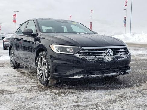 Used 2020 Volkswagen Jetta SEL image 3