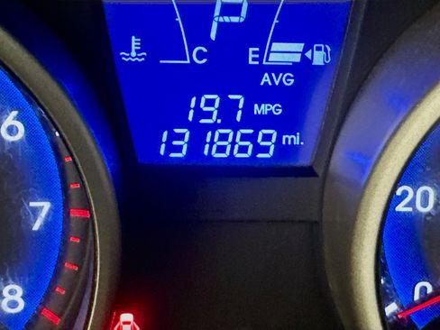 Used 2012 Hyundai Tucson Limited w/ Premium Pkg AWD/4WD image 19