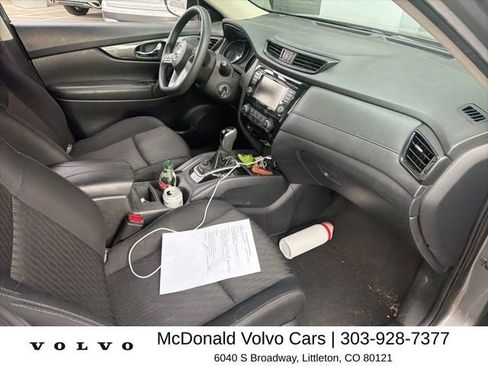 Used 2018 Nissan Rogue S FWD image 10