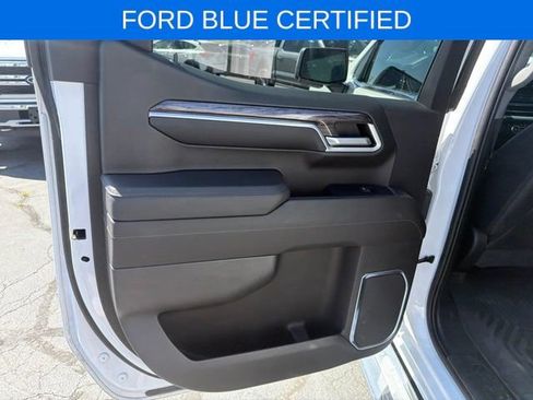Used 2022 Chevrolet Silverado 1500 LTZ AWD/4WD image 29