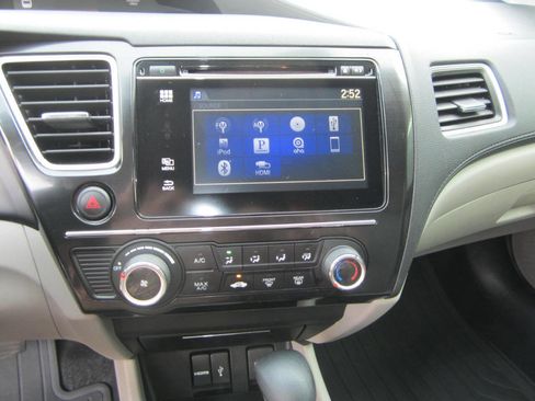 Used 2014 Honda Civic Natural Gas image 26