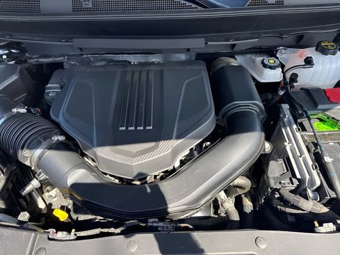 Used 2024 Chevrolet Traverse RS w/ LPO, Floor Liner Package AWD/4WD image 35