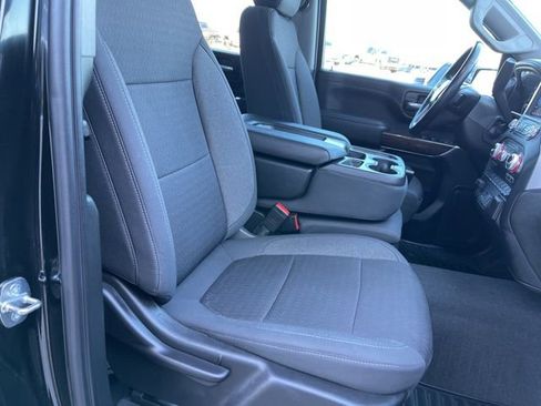 Used 2022 GMC Sierra 3500 SLE w/ SLE Value Package image 20