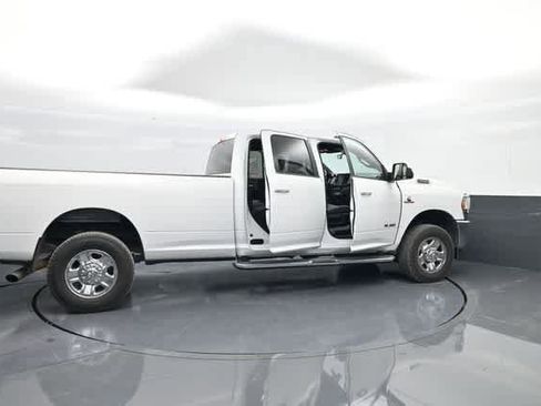 Used 2022 RAM 3500 Big Horn image 86