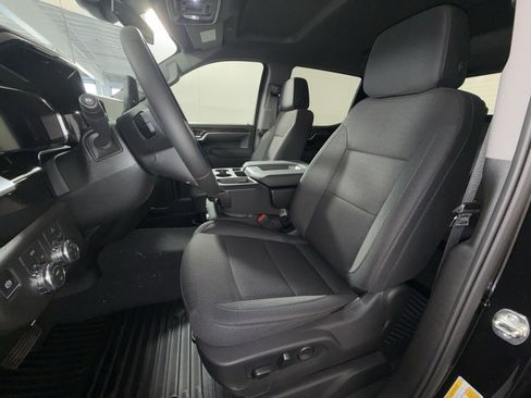 New 2026 GMC Sierra 1500 SLE w/ Preferred Package AWD/4WD image 13