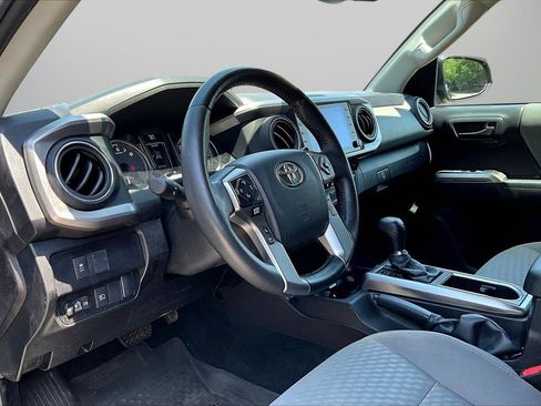Used 2023 Toyota Tacoma SR5 RWD image 19