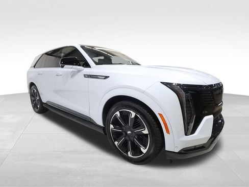 Certified 2026 Cadillac Escalade IQ Sport 2 AWD/4WD image 6