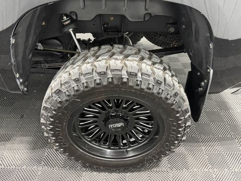 Used 2019 Toyota Tundra SR5 w/ TRD Off Road Package AWD/4WD image 34