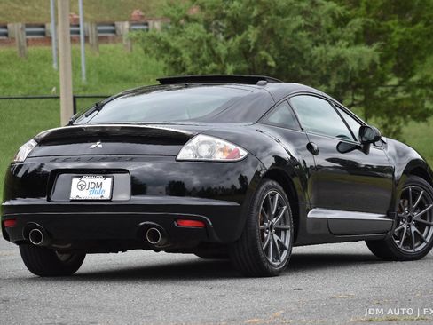 Used 2012 Mitsubishi Eclipse SE FWD image 5