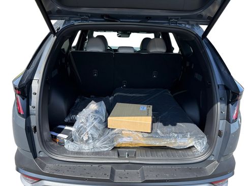 New 2025 Hyundai Tucson Limited image 17