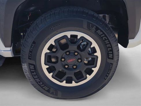 New 2025 Toyota 4Runner 4WD image 28