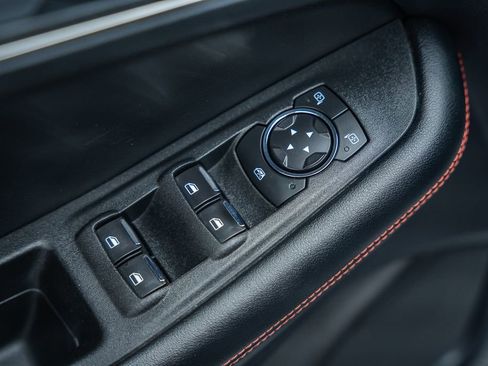 Used 2022 Ford Edge ST-Line image 41