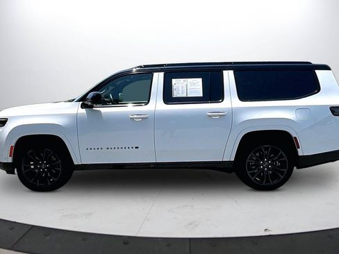 Certified 2024 Jeep Grand Wagoneer L Series II w/ Quick Order Packagew 28T AWD/4WD image 5