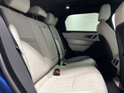 Used 2021 Land Rover Range Rover Velar R-Dynamic S image 37