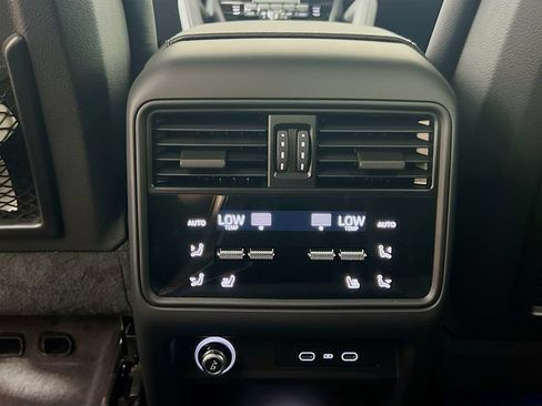 New 2026 Porsche Cayenne AWD/4WD image 27