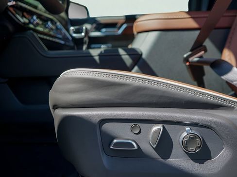 New 2026 GMC Sierra 1500 Denali Ultimate AWD/4WD image 17