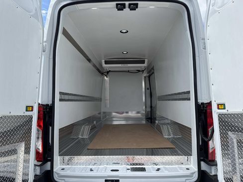 New 2026 Ford Transit 350 148 High Roof Extended RWD image 12