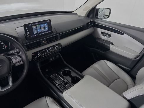 Certified 2025 Honda Pilot EX-L image 21