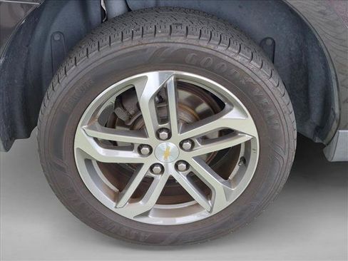 Used 2016 Chevrolet Equinox LTZ w/ Enhanced Convenience Package FWD image 20