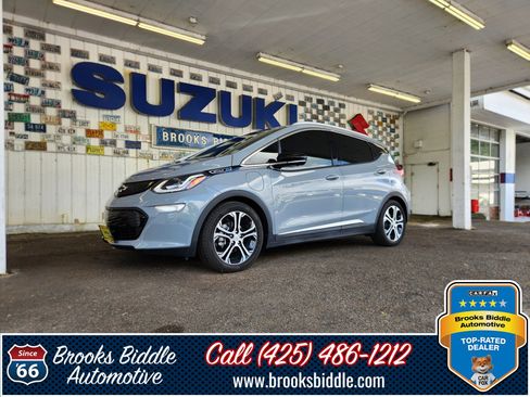 Used 2020 Chevrolet Bolt Premier w/ Infotainment Package FWD image 1