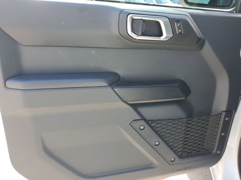 Used 2025 Ford Bronco Big Bend image 26