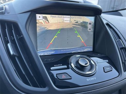 Used 2017 Ford Escape Titanium image 38