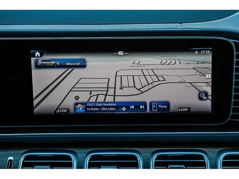 New 2026 Mercedes-Benz GLS 580 4MATIC image 12