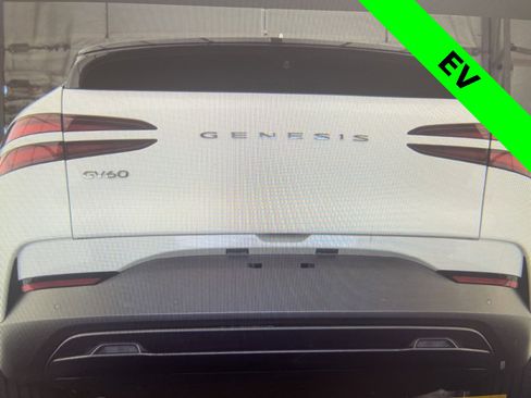 Certified 2025 Genesis GV60 Advanced image 6