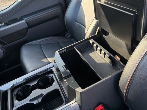 Used 2024 Ford F350 Lariat w/ Sport Appearance Package image 18