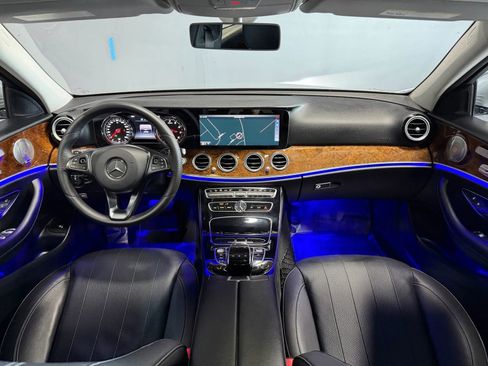 Used 2017 Mercedes-Benz E 300 4MATIC image 10
