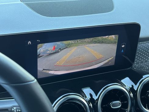 Certified 2026 Mercedes-Benz GLB 250 4MATIC image 24