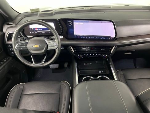 Used 2025 Chevrolet Tahoe Premier image 16