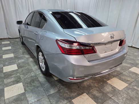 Used 2017 Honda Accord EX-L image 6