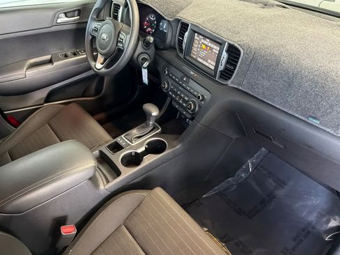 Used 2017 Kia Sportage LX w/ LX Popular Package AWD/4WD image 18