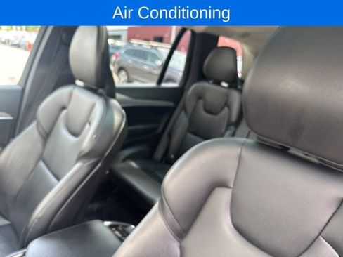 Used 2023 Volvo XC90 B5 Core w/ Protection Package Premier AWD/4WD image 24