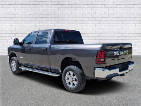 Used 2026 RAM 2500 Big Horn AWD/4WD image 3