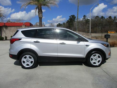 Used 2019 Ford Escape S image 15