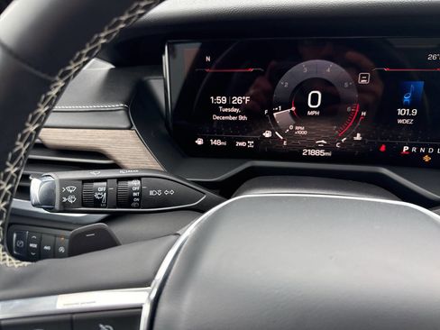 Used 2024 GMC Acadia Denali w/ LPO, Floor Liner Package image 36