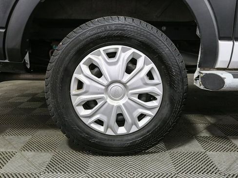 Used 2024 Ford Transit 250 Low Roof w/ Exterior Upgrade Package image 14