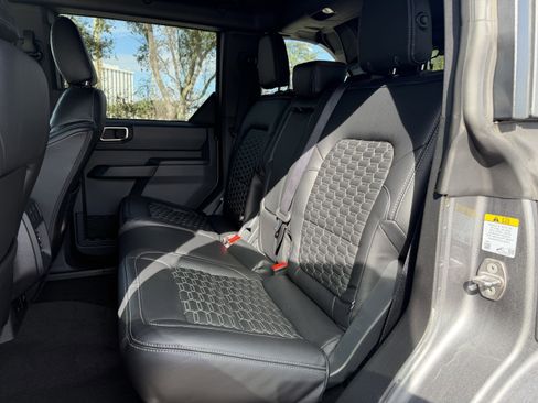 Used 2025 Ford Bronco Big Bend image 20