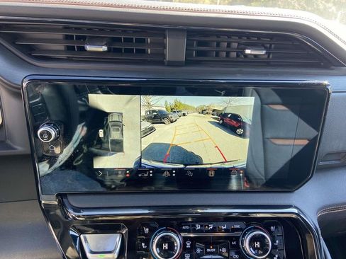 Used 2024 GMC Sierra 1500 AT4 w/ Technology Package image 23