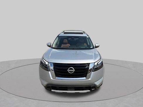 Used 2025 Nissan Pathfinder Platinum w/ Cargo Package AWD/4WD image 21