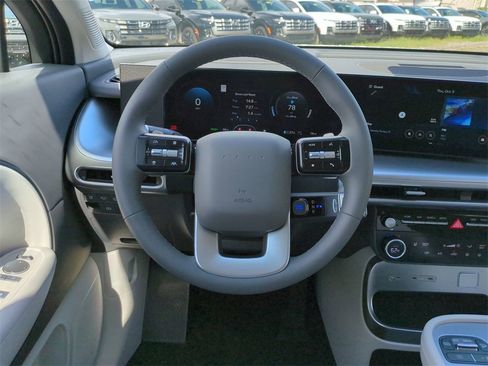 New 2026 Hyundai Ioniq 9 SE image 15