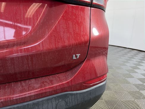 Used 2023 Chevrolet Equinox LT image 17